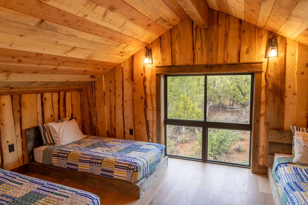 Zion Mountain Ranch - Lodge 211 - Hotel Room in United States