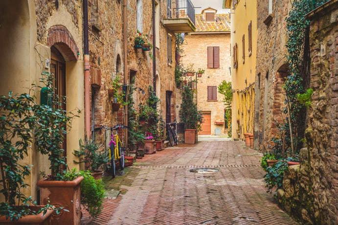 A street in the town of Pienza
