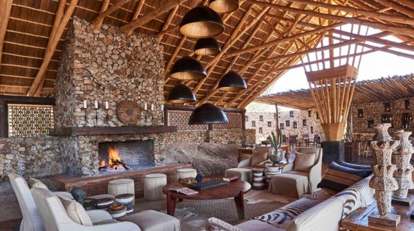 Enjoy drinks during the day in the public spaces of Mwiba Lodge
