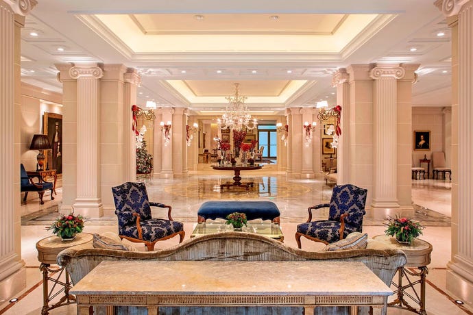 The King George Lobby
