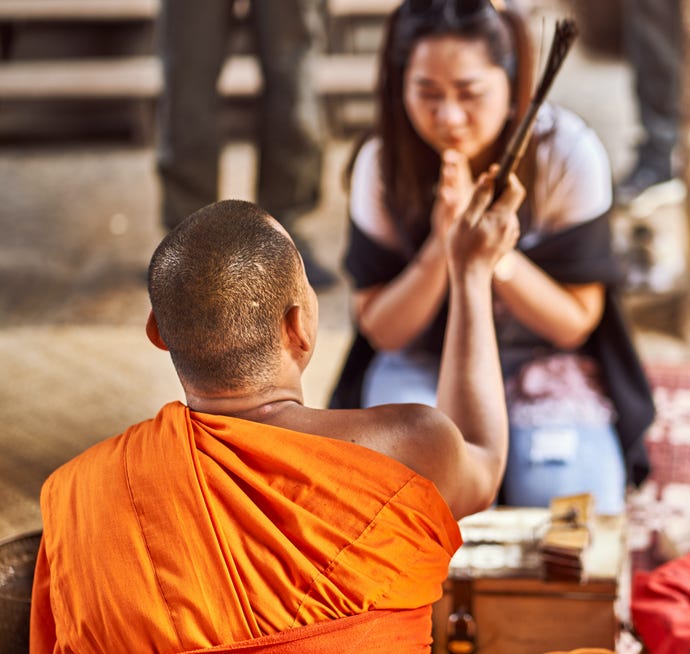 Meet with Buddhist monks
