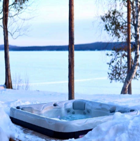 Private hot tub
