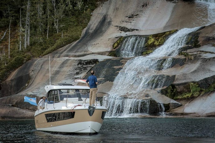 Boating across the falls
