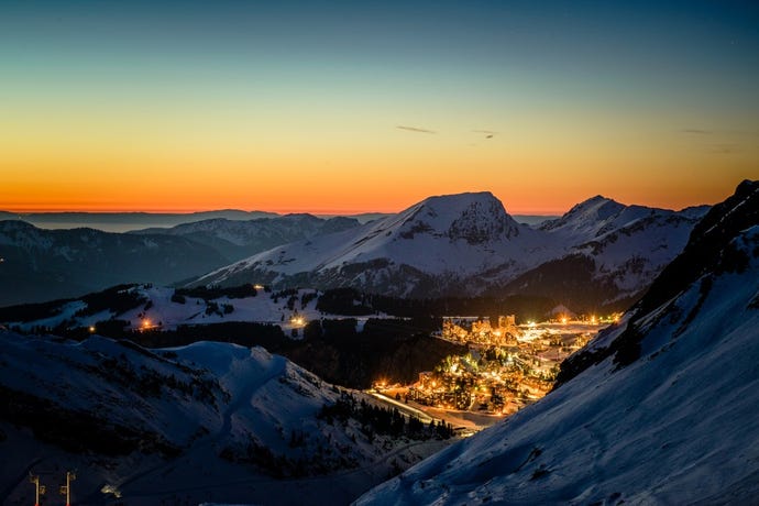 Avoriaz by night