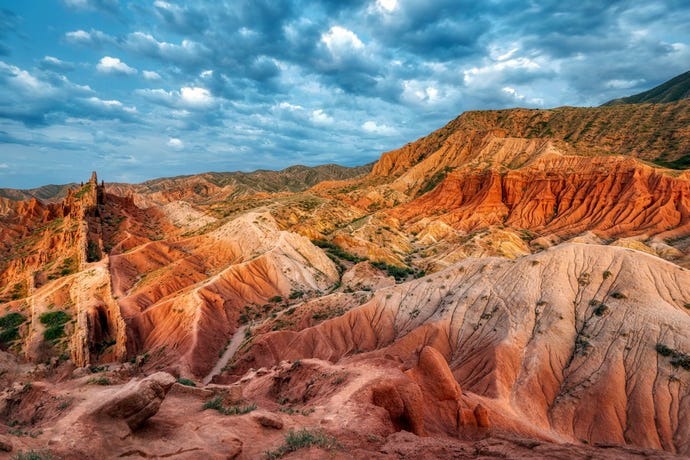 The incredible mountains of Sary-Kamysh