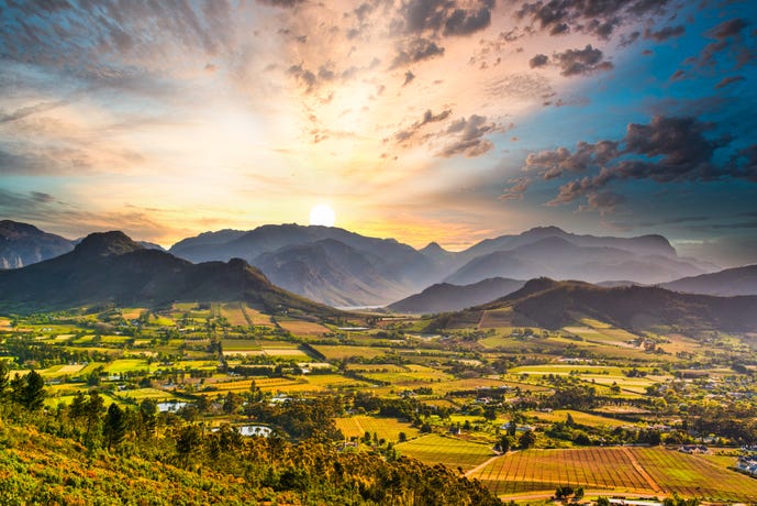 The postcard worthy landscape around Franschhoek
