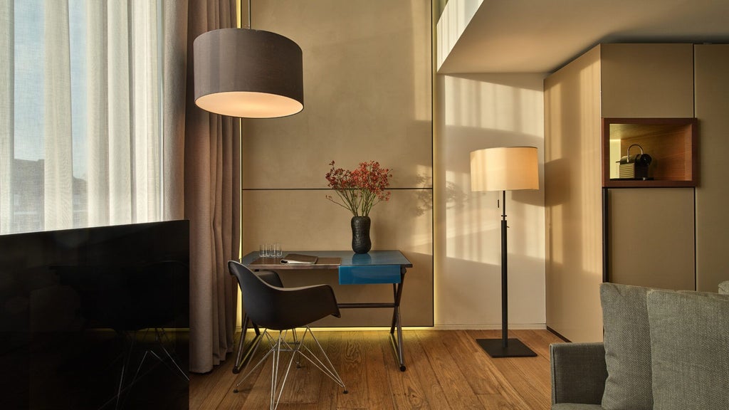 Conservatorium Hotel - Junior Suite - Hotel Room in Netherlands