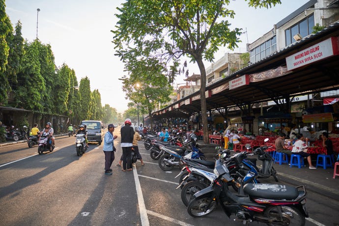 Senggol Traditional Market
