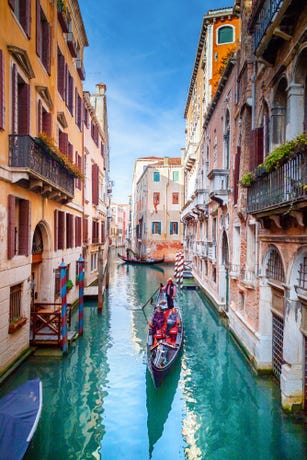 Venice canals with fewer tourists