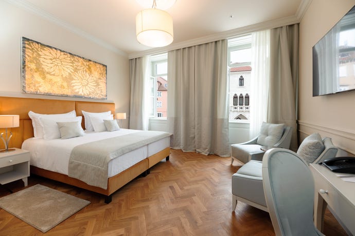 A room at the hotel
