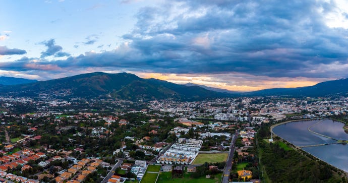 Ecuador's Cumbayá Valley
