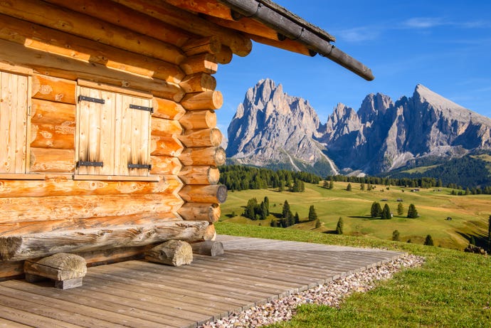 The scenic Alpe di Suisi
