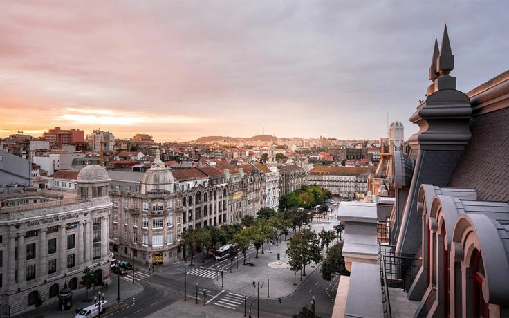 Le Monumental Palace's location in Porto
