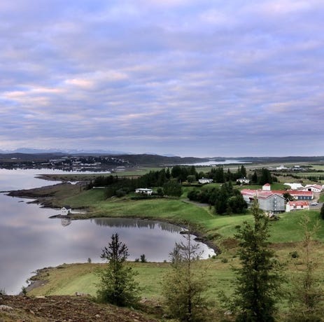 Gistihúsið – Lake Hotel is set in the most picturesque of locations on the Lagarfljót River