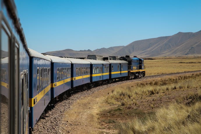 Tain through the Sacred Valley
