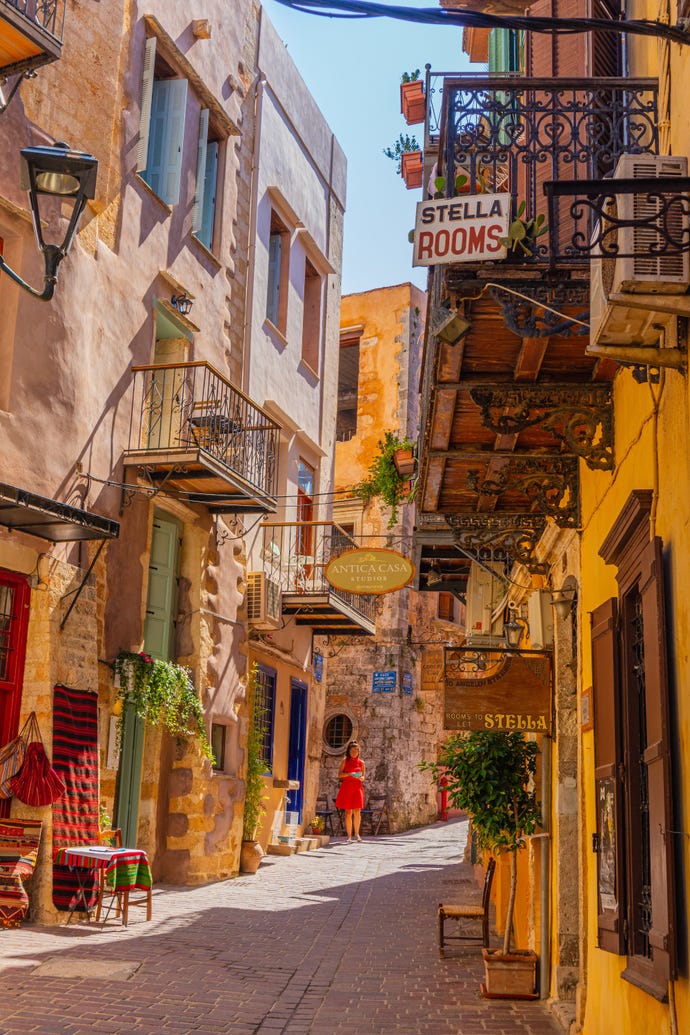 Navigate the picturesque streets of Chania on an insightful culinary tour
