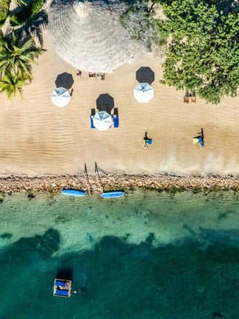 The beach at Turtle Inn
