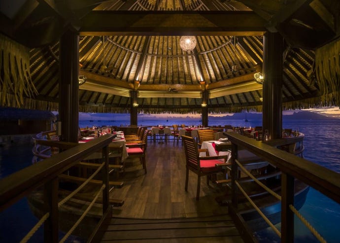 Dining at Intercontinental Tahiti
