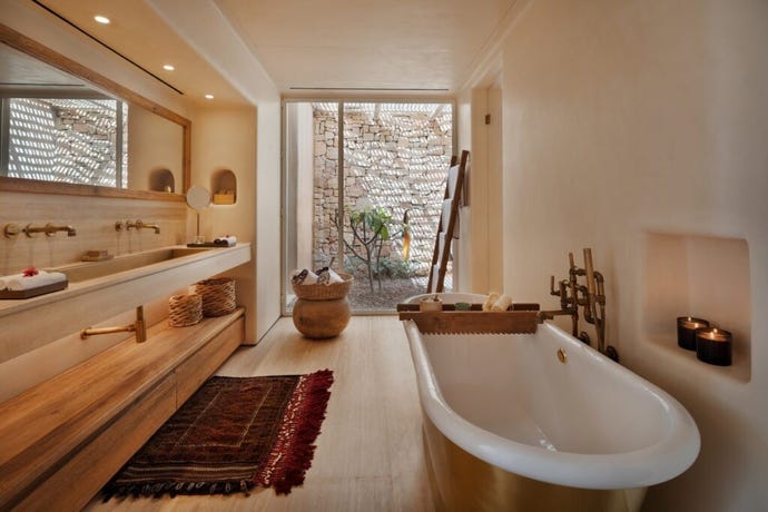 Beautifully designed bathrooms, with inspirational touches from the local rocks and pigments