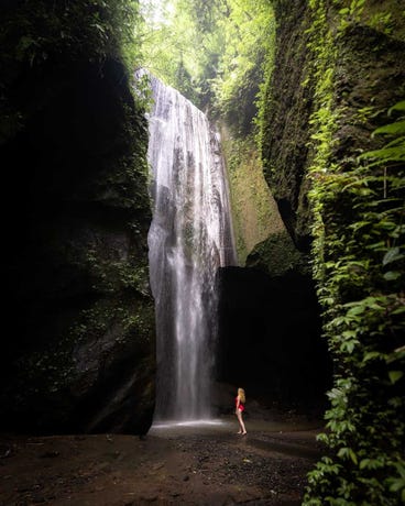 Goa Raja Waterfall
