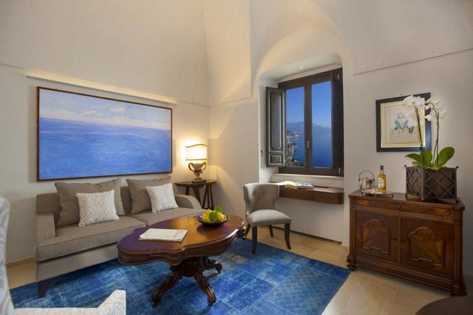 Your Deluxe Sea View Suite
