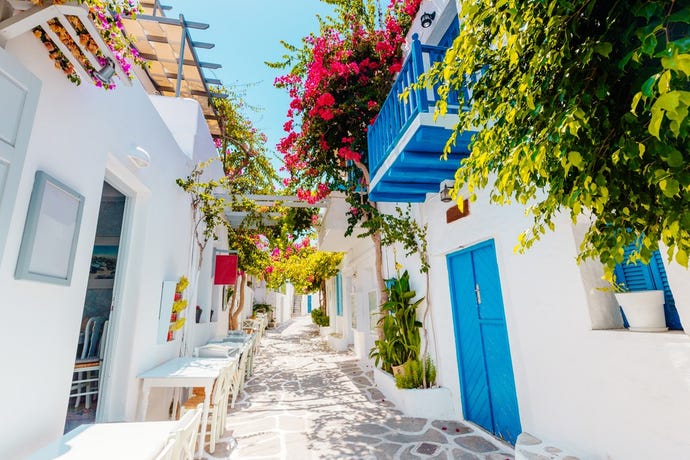 The scenic alleyways on Paros are quintessentially Greek isle. Source: Svetlana Ryajentseva / Shutterstock