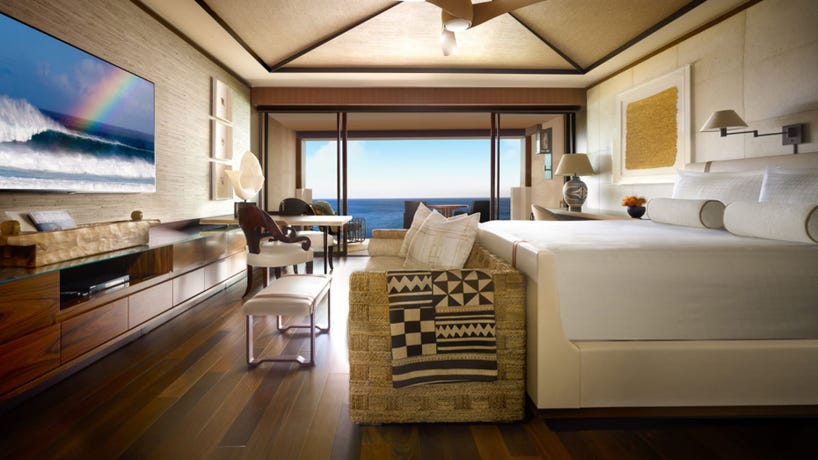 Your connecting oceanfront double room
