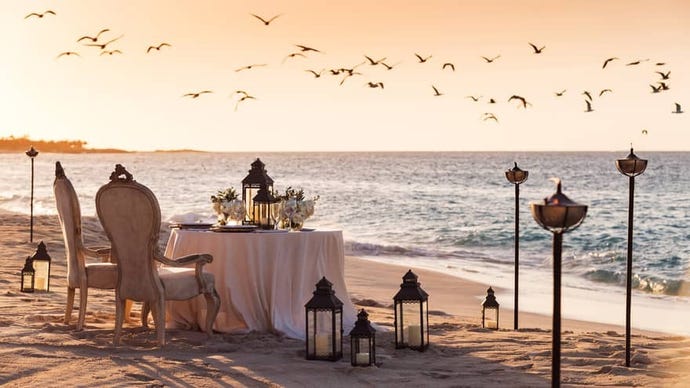 Private dinner on the beach
