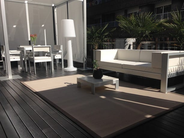 Enjoy your outdoor terrace!
