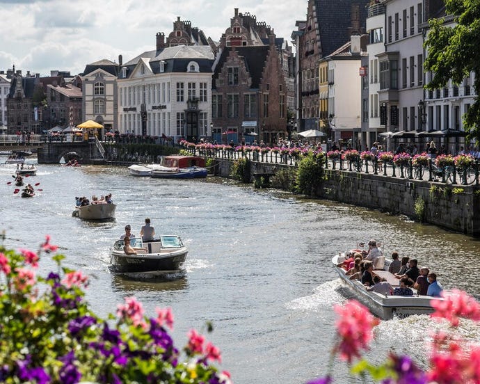 Boating in Ghent
