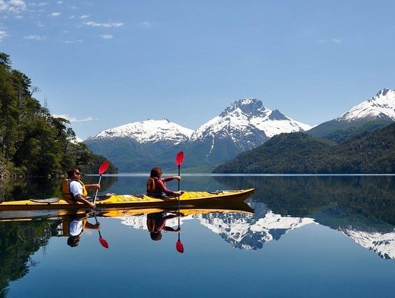 Kayaking Lake Moreno
