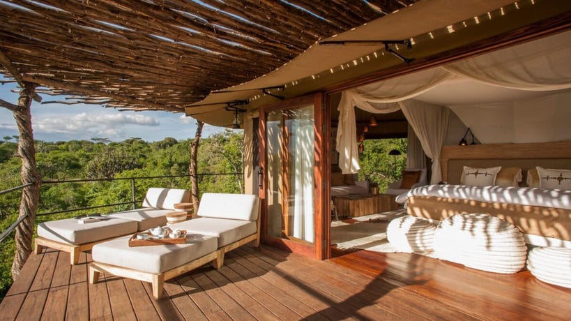 Wake up to panoramic views around the reserve
