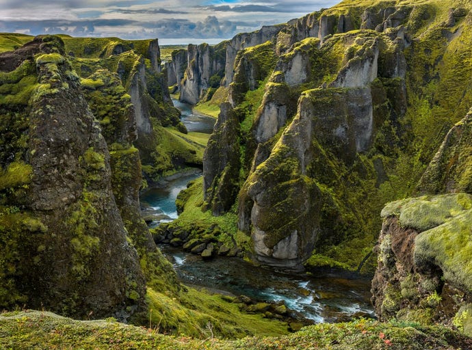 The otherwordly canyon of Fjaðrárgljúfur